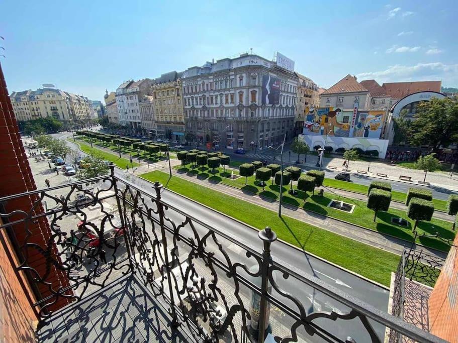 Extra Sok Szobas Apartman Budapest Kozpontjaban Apartment Екстериор снимка